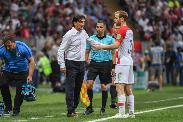 图通过与本 图通过与本