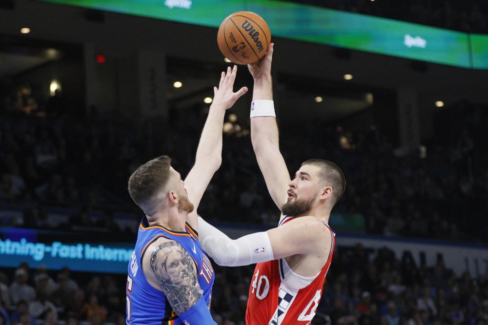 董事会与财 董事会与财